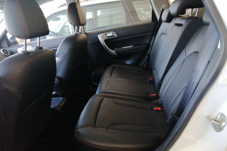 哈弗H6 2017款 经典版 1.5T 自动两驱精英型中控内饰7004