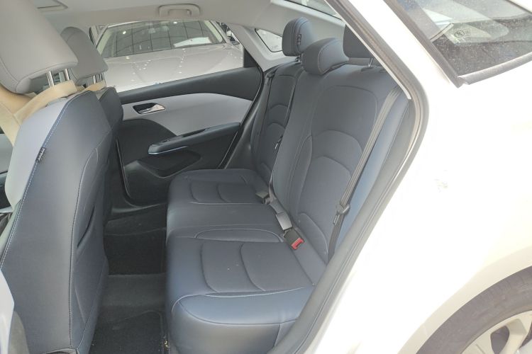 雪佛兰 科鲁泽 2024款 1.5L 双离合悦享版中控内饰21