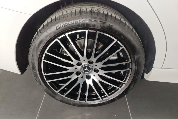 奔驰C级 2024款 C 260 L 运动版车身外观6008