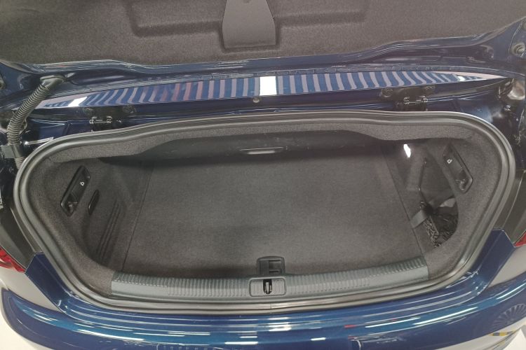 奥迪A3(进口) 2017款 Cabriolet 40 TFSI机舱底盘23