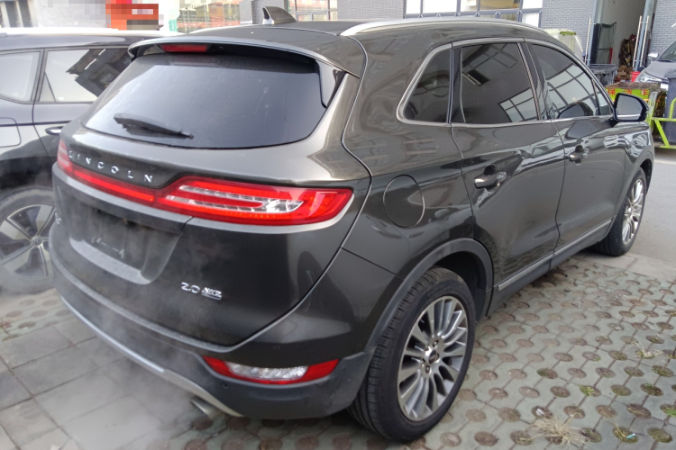 林肯MKC 2016款 2.0T 四驱尊雅版车身外观7