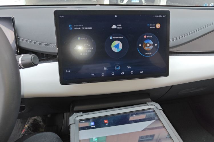 比亚迪 海豹06新能源 2024款 DM-i 80KM尊贵型中控内饰16