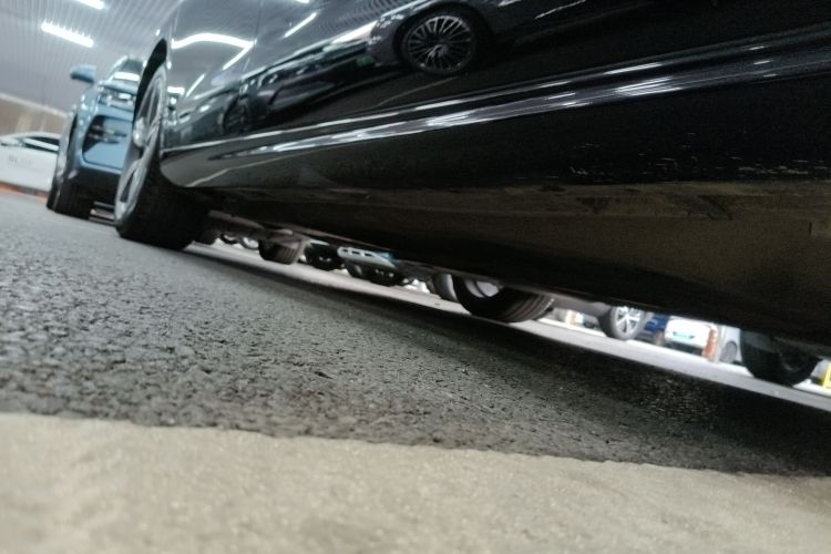 本田 雅阁 2023款 260TURBO 卓越版机舱底盘29