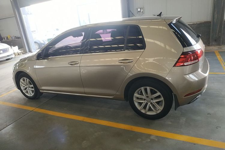 大众 高尔夫 2019款 280TSI DSG舒适型 国VI车身外观4