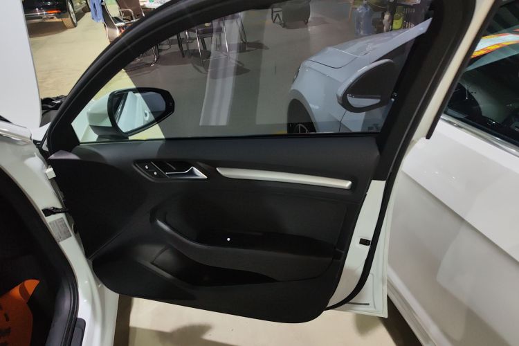 奥迪A3 2019款 Sportback 35 TFSI 进取型 国VI中控内饰42