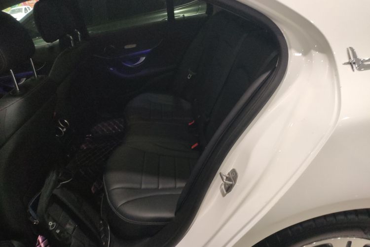 奔驰C级 2021款 C 260 L 运动版中控内饰7004