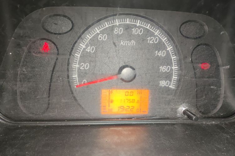 五菱汽车 五菱之光 2023款 1.5L 实用型 5/7座中控内饰14