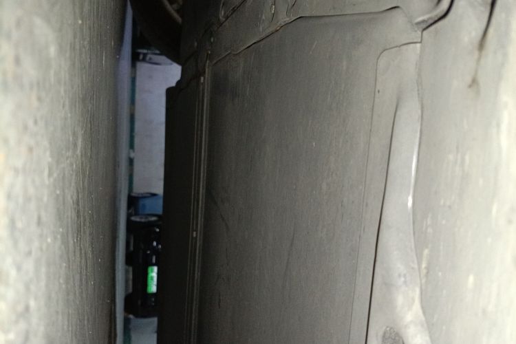 特斯拉 Model Y 2022款 改款 后轮驱动版局部细节9004