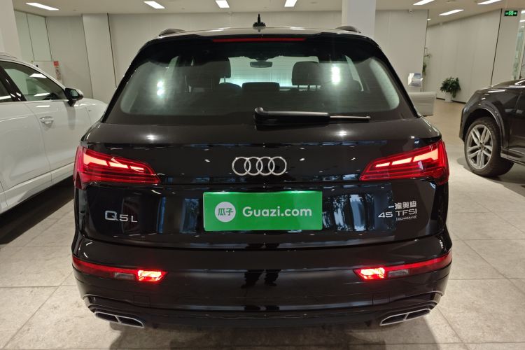 奥迪Q5L 2024款 45 TFSI 豪华动感型车身外观6