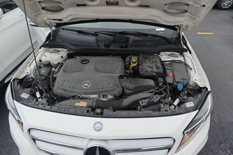 奔驰GLA 2016款 GLA 200 动感型局部细节24