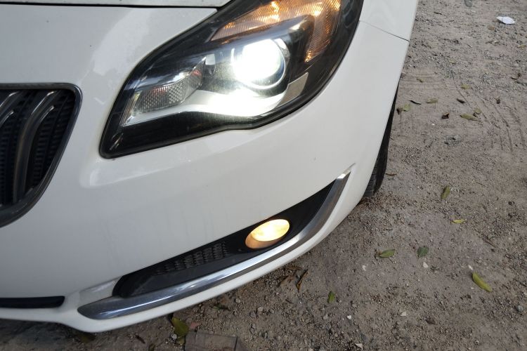 别克 君威 2015款 2.0L 领先时尚型局部细节36