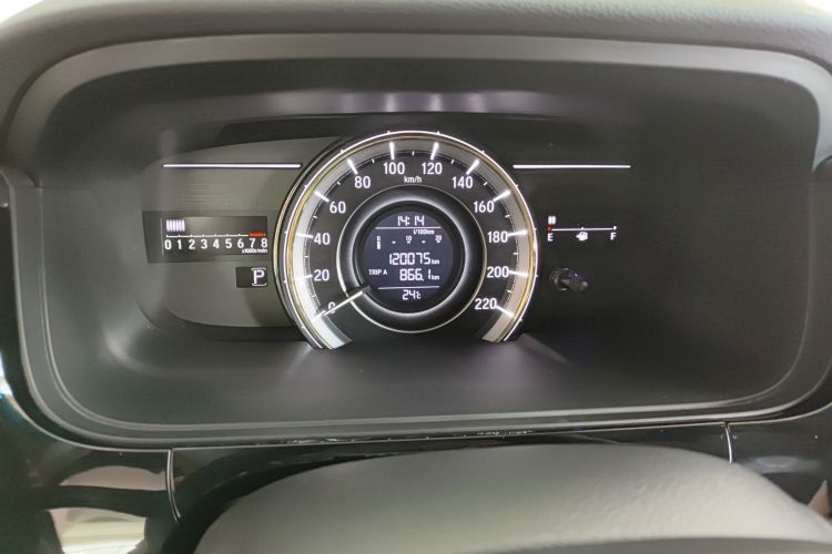 本田 艾力绅 2016款 2.4L 经典版中控内饰14