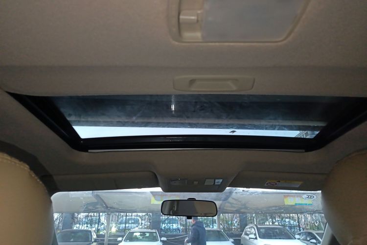 日产 轩逸 2016款 经典 1.6XE 手动领先版中控内饰22