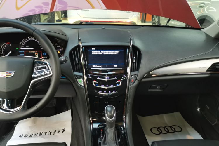 凯迪拉克ATS-L 2017款 28T 时尚型中控内饰16