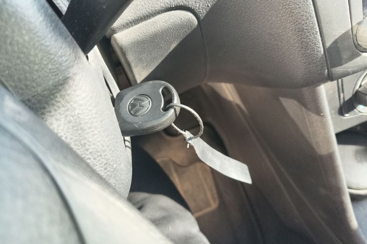 大众 Polo 2014款 1.4L 手动风尚版中控内饰11