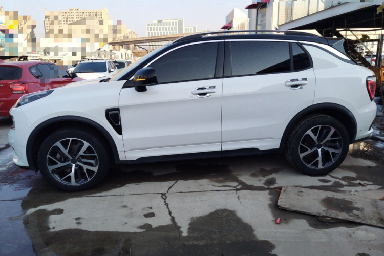 领克01 2017款 2.0T 四驱劲Pro版车身外观6003