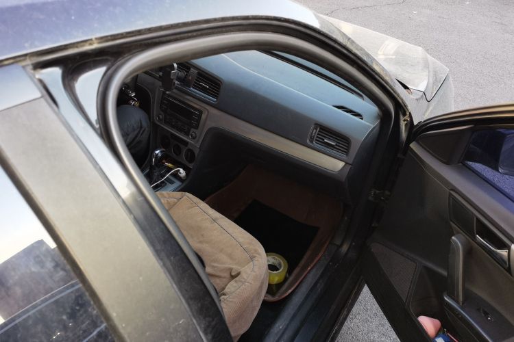 大众 朗逸 2013款 改款经典 1.6L 自动风尚版局部细节9005