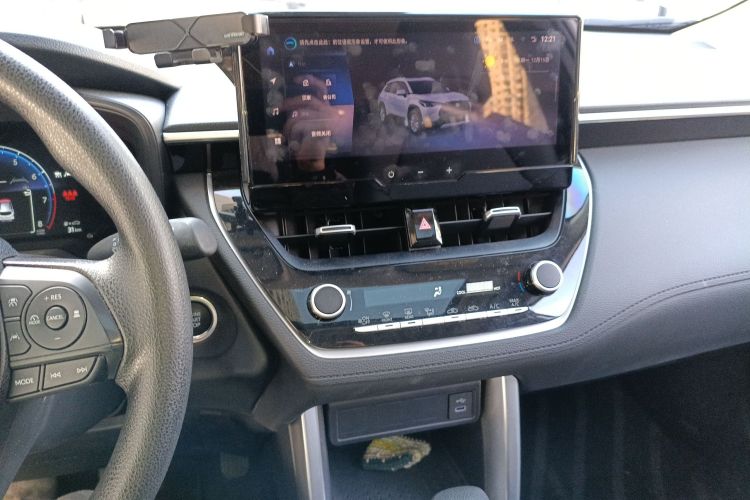 丰田 卡罗拉锐放 2024款 2.0L 豪华版局部细节16