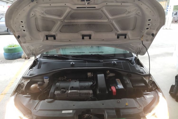 雪铁龙 爱丽舍 2014款 1.6L 自动舒适型局部细节24