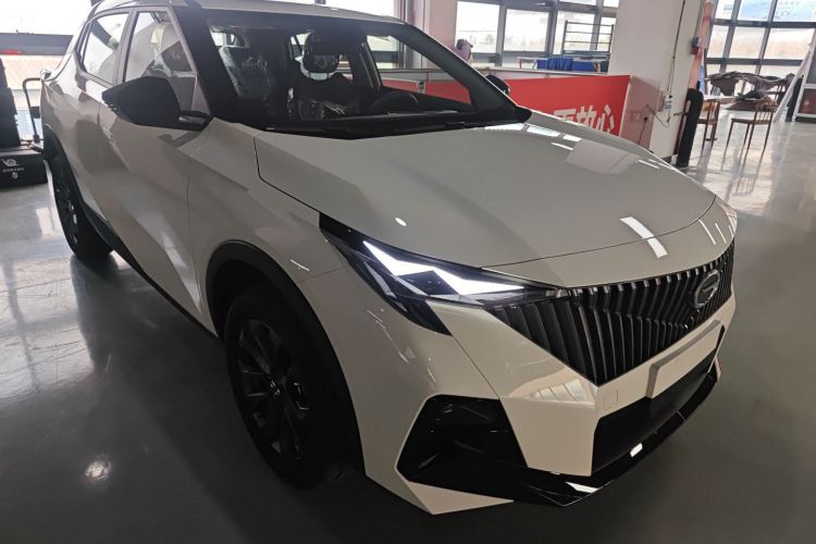 广汽传祺 传祺GS3 2026款 影速 270T 劲取版车身外观3