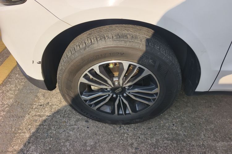 吉利汽车 远景X6 2016款 1.3T CVT豪华型车身外观6007