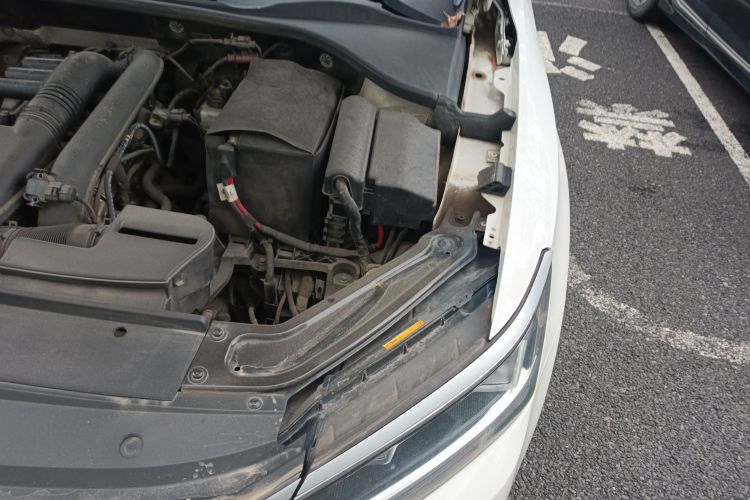 大众 帕萨特 2016款 280TSI DSG尊荣版局部细节9007