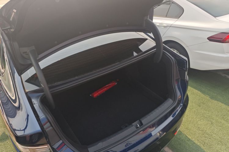 比亚迪 驱逐舰05 2024款 荣耀版 DM-i 55KM 豪华型机舱底盘23