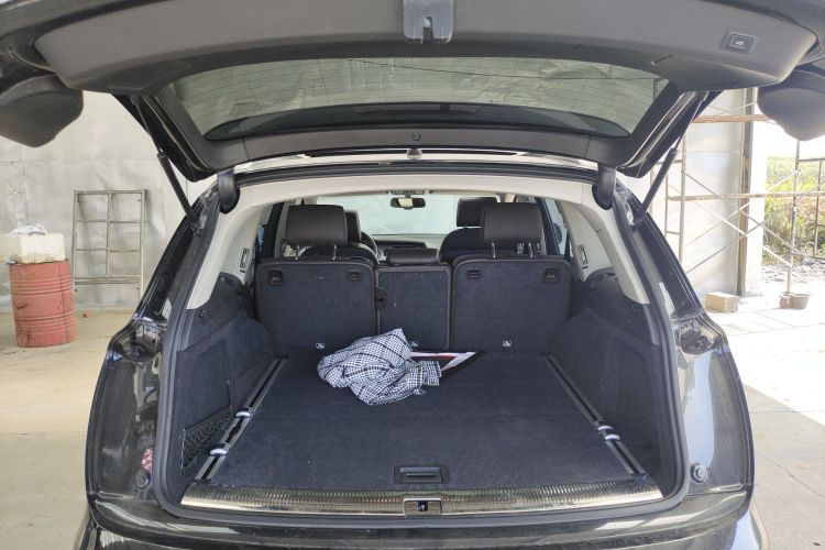 奥迪Q7 2015款 35 TFSI 进取型局部细节23