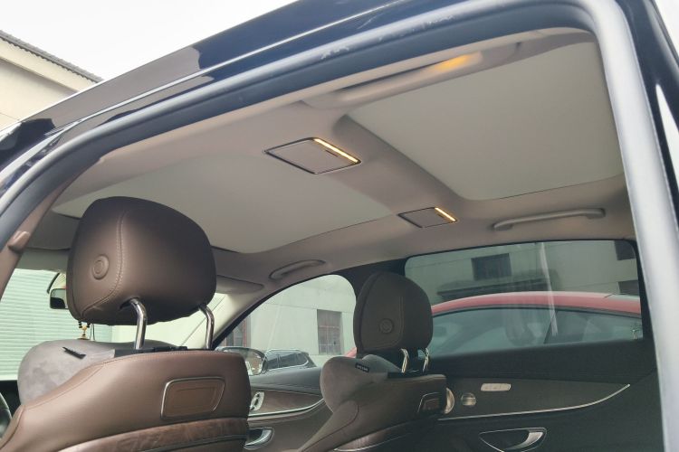 奔驰E级 2020款 E 300 L 时尚型局部细节22