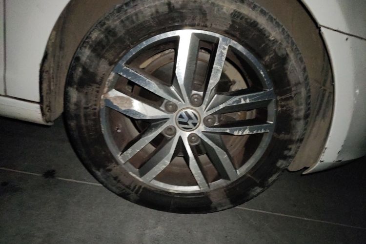 大众 高尔夫 2012款 1.4TSI 手动舒适型车身外观6007