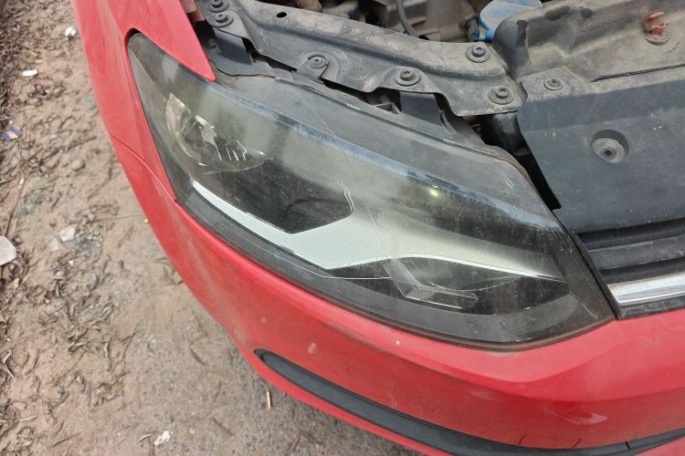 大众 Polo 2014款 1.4L 手动风尚版车身外观8