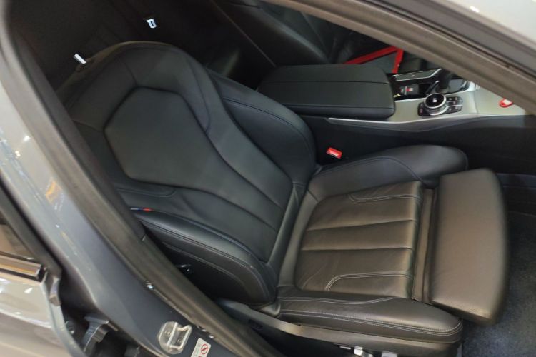 宝马5系(进口) 2018款 525i M运动套装局部细节41