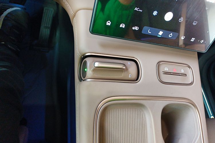 蔚来ES6 2023款 75kWh局部细节18