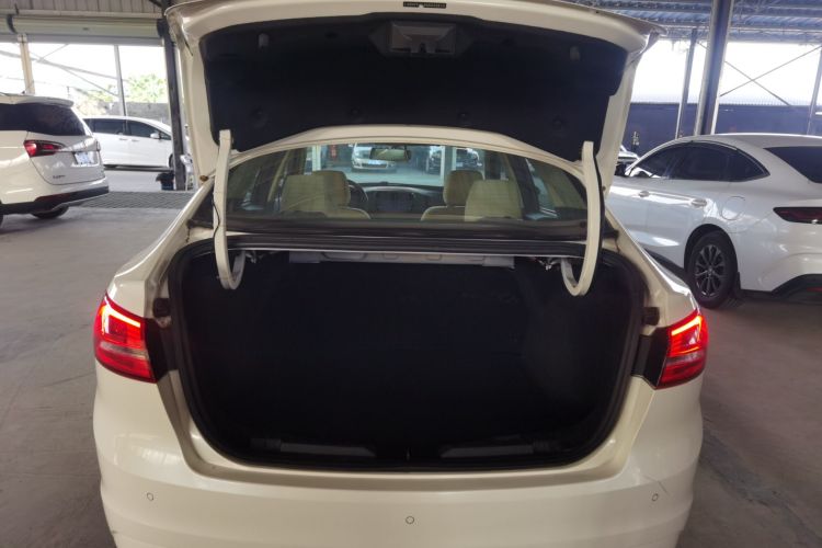 福特 福睿斯 2015款 1.5L 自动舒适型局部细节23