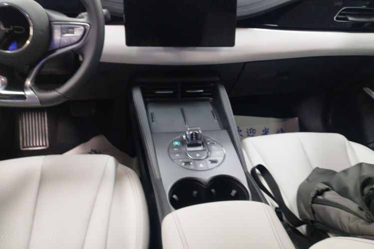 比亚迪 海豹06新能源 2024款 DM-i 120KM尊荣型局部细节18