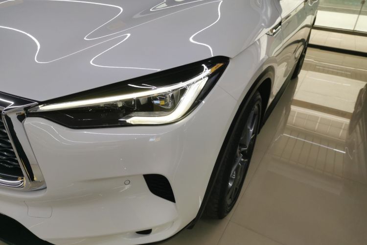 英菲尼迪QX50 2020款 2.0T 四驱旗舰版局部细节36