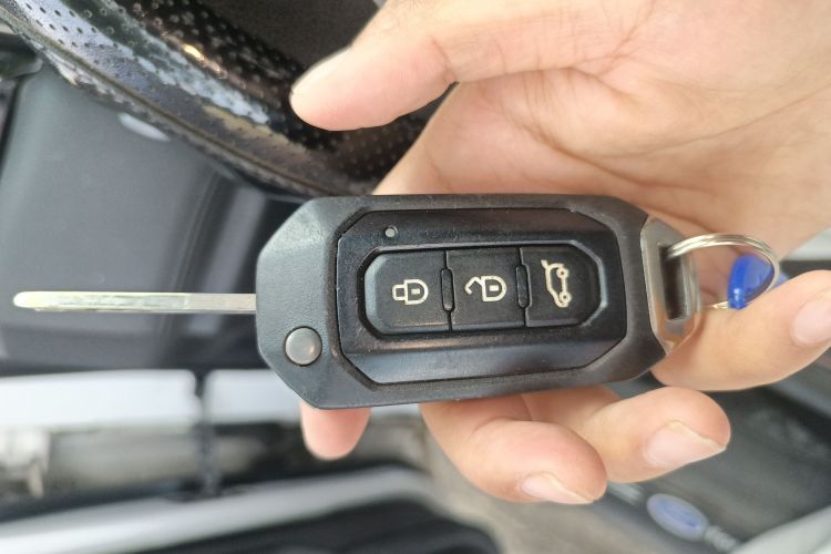 福特 2020款 领界S EcoBoost 145 CVT精领型中控内饰7001