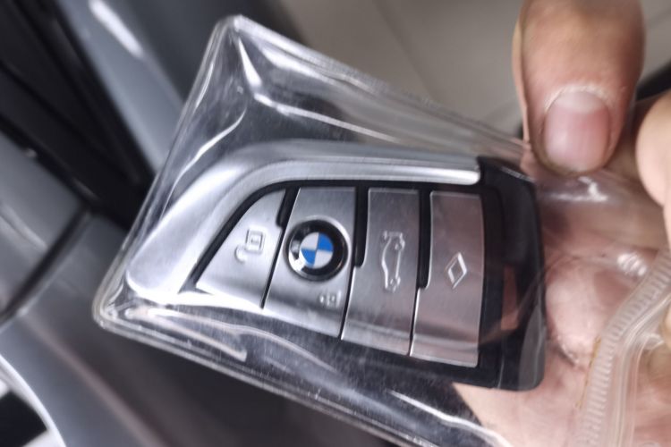 宝马6系GT 2020款 630i M运动套装中控内饰11