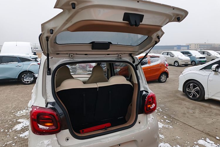 五菱汽车 宏光MINIEV 2025款 四门版 进阶款局部细节23