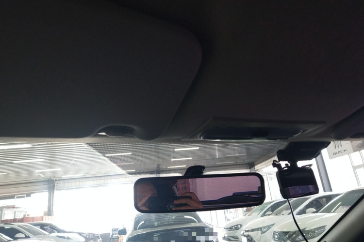 福特 福克斯 2013款 两厢经典 1.8L 手动基本型中控内饰22