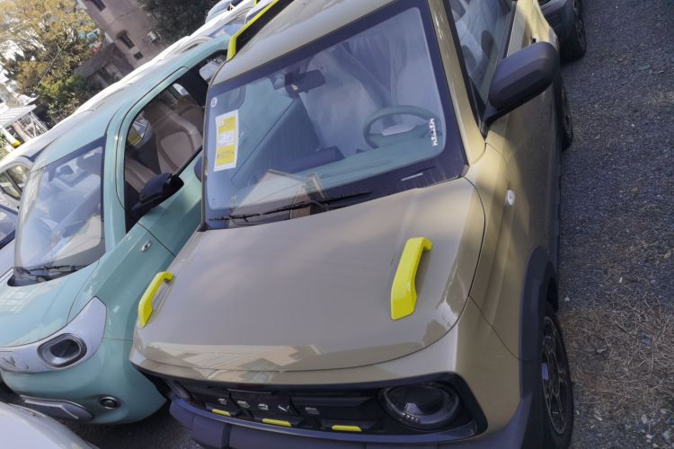 吉利银河 2025款 210km 熊猫骑士车身外观2