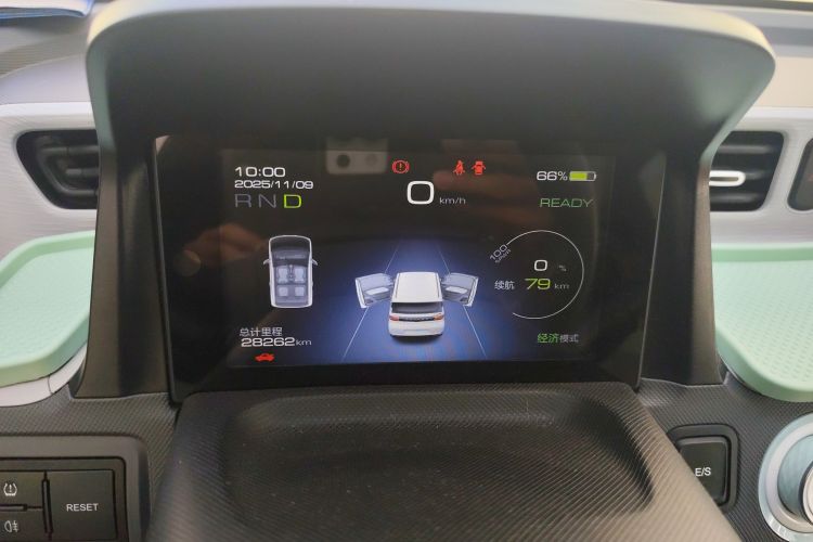 五菱汽车 宏光MINIEV 2021款 马卡龙时尚款 三元锂中控内饰14