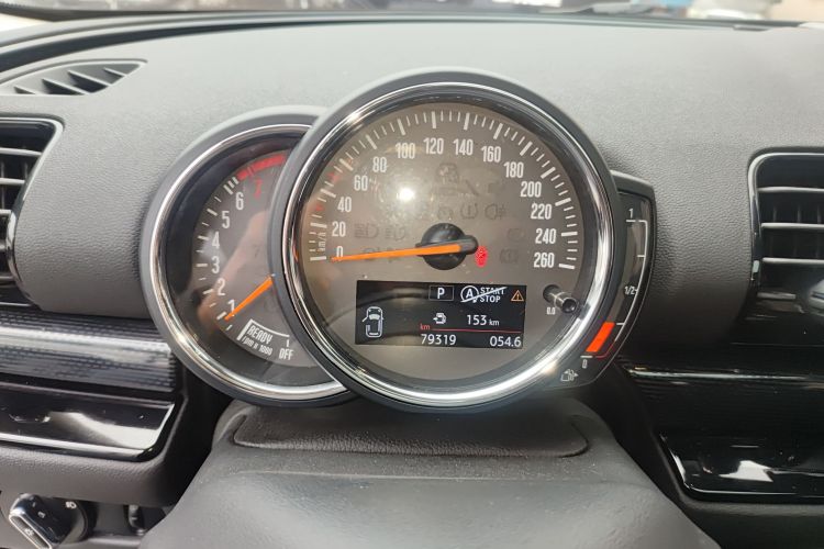 MINI Clubman 2018款 1.5T COOPER 艺术家中控内饰14