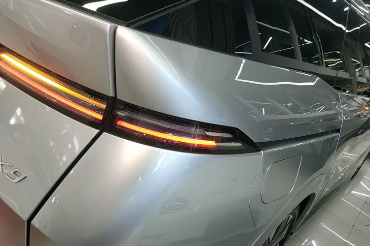 小鹏X9 2024款 702超长续航Max车身外观6006