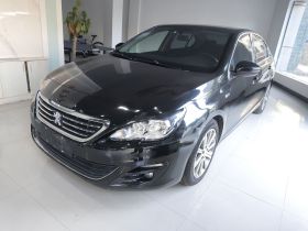 标致408 2015款 1.2T 自动豪华版