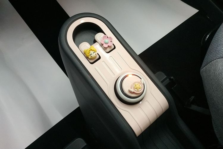 五菱汽车 宏光MINIEV 2022款 马卡龙臻享款 磷酸铁锂中控内饰18