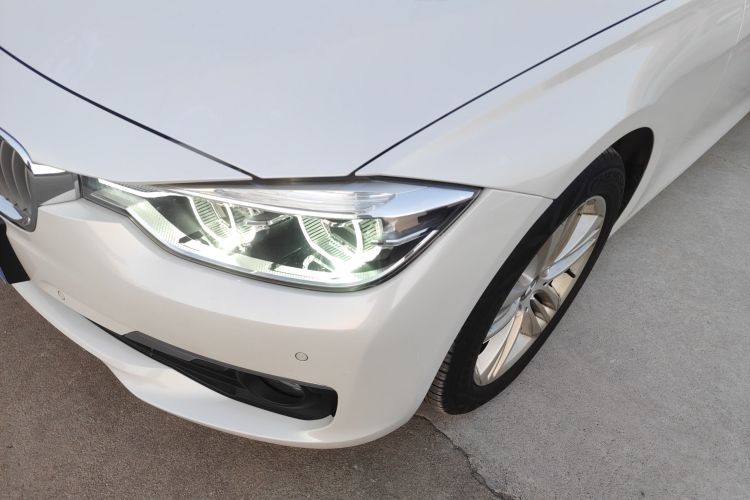 宝马3系 2018款 318Li局部细节36