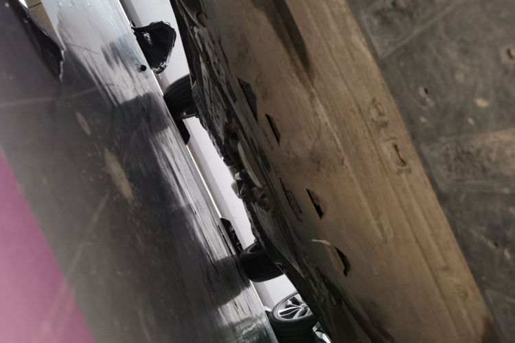 沃尔沃XC90 2018款 T6 智逸版 7座局部细节9008