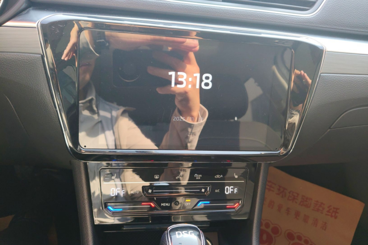 斯柯达 速派 2019款 TSI280 DSG舒适版中控内饰16