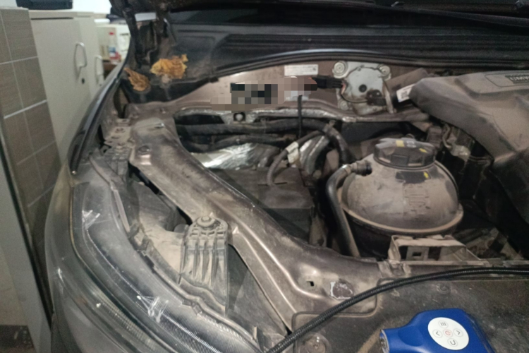 华颂7 2015款 2.0T 自动舒适型局部细节9006